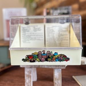 Vintage 1974 McCall's Great American Recipe Box